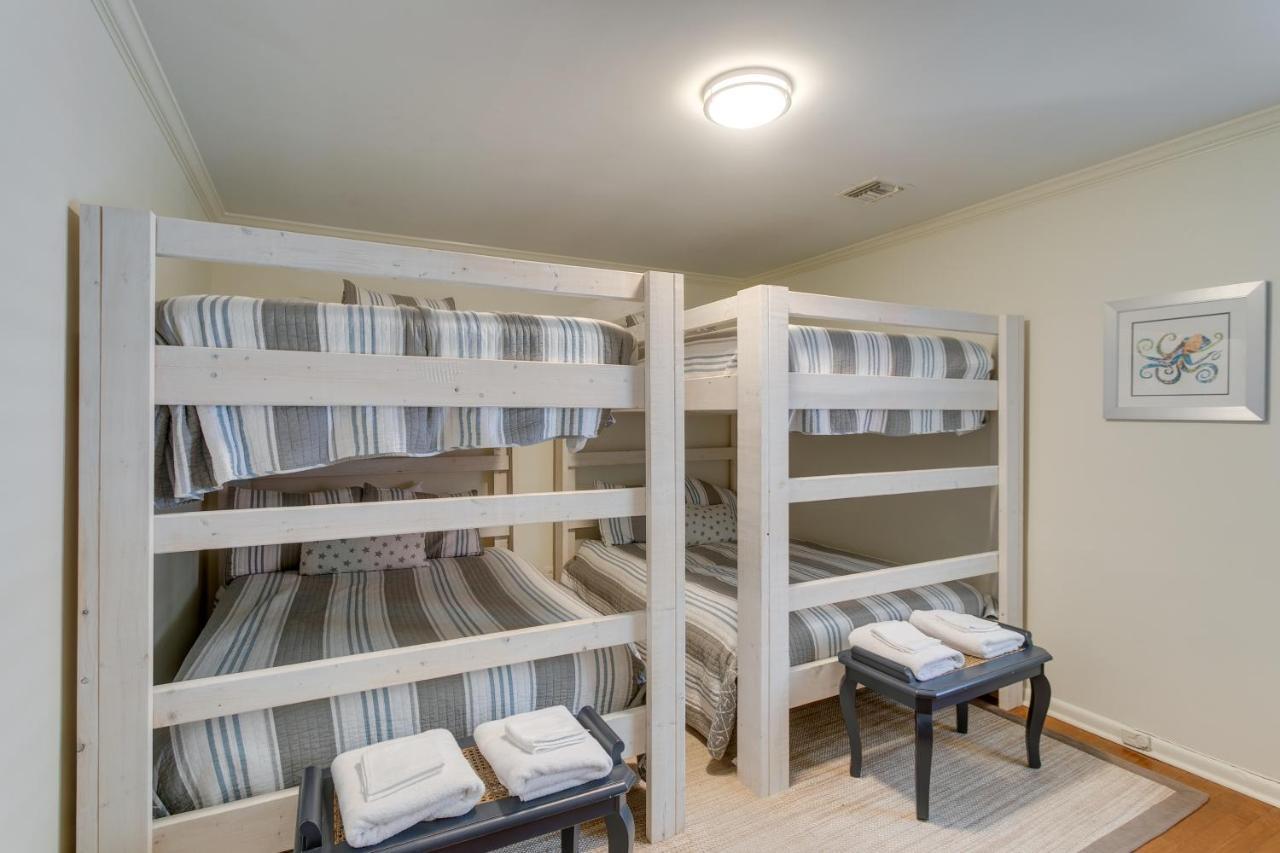 Spacious St Simons Island Vacation Rental With Pool! St. Simons Island Екстер'єр фото